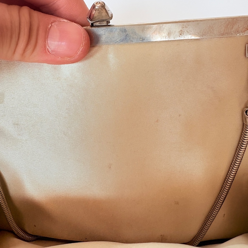 VINTAGE Elegant Silver Clutch - Picture 8 of 9